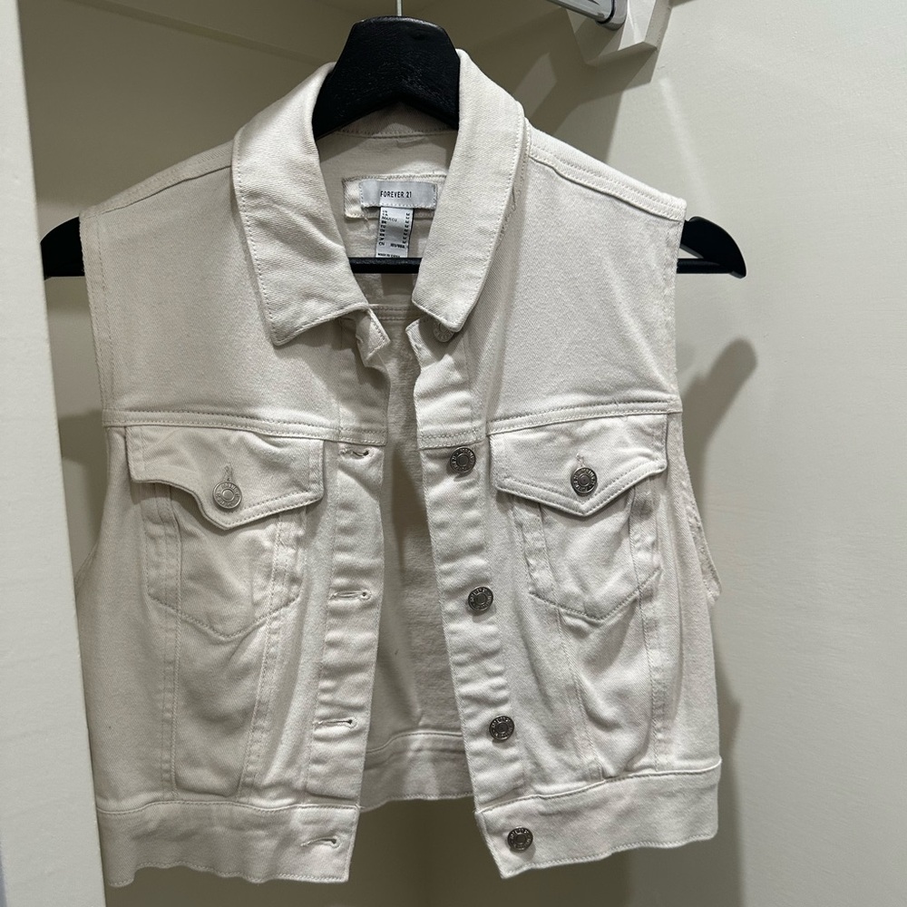 Forever 21 Cream Denim Vest M